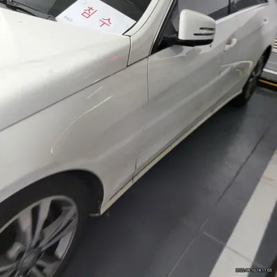 2014 Mercedes-Benz E 200 VIN: