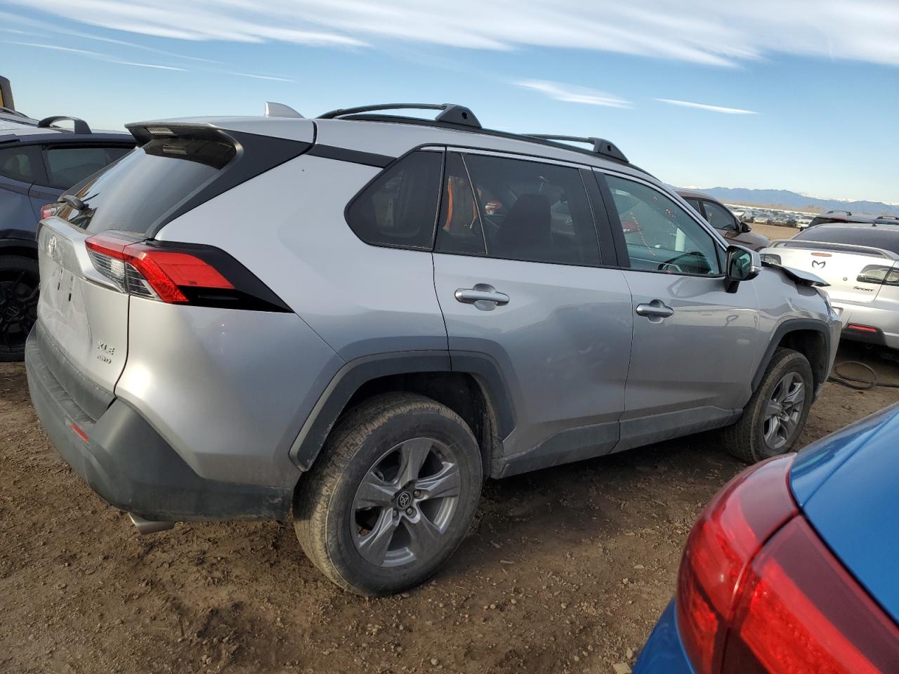2022 TOYOTA RAV4 XLE VIN:2T3P1RFV3NC272288