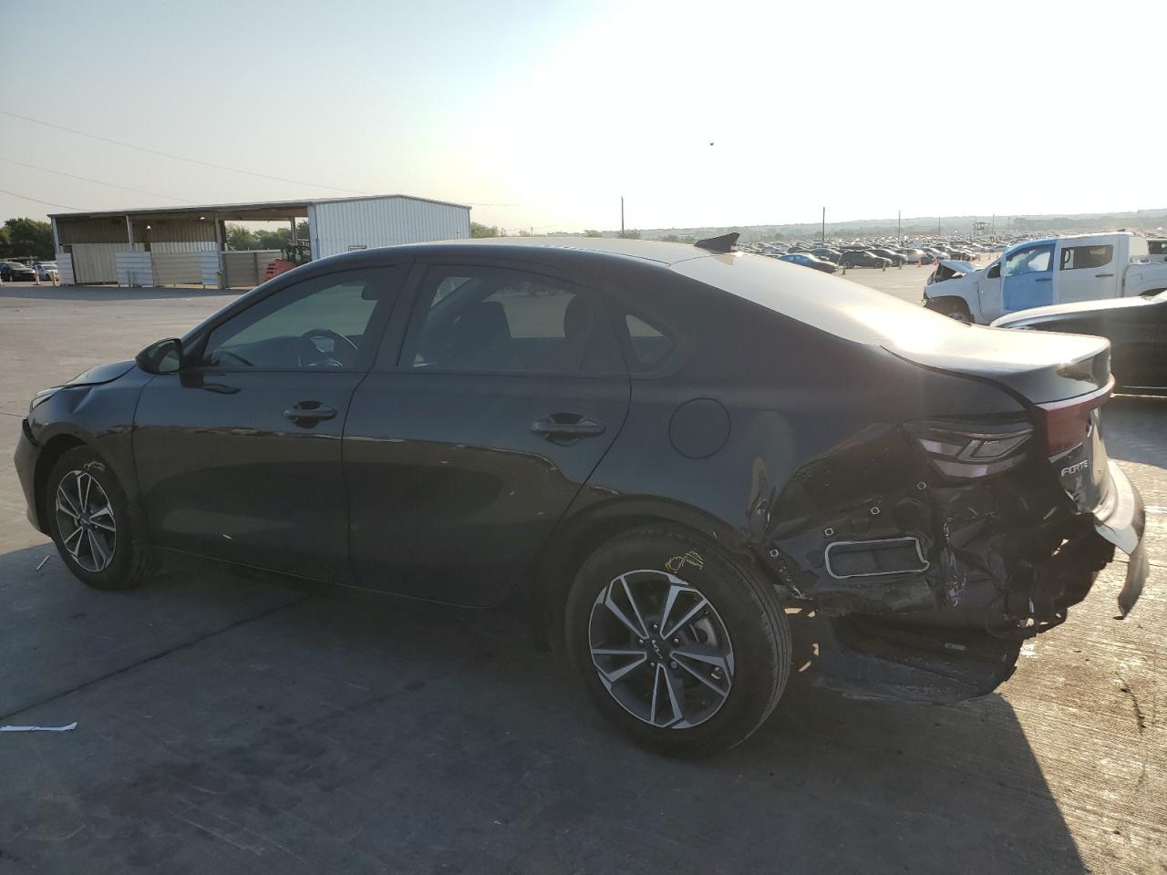 2024 KIA FORTE LX VIN:3KPF24ADXRE817512