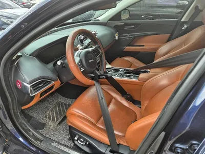 2018 Jaguar XE VIN: