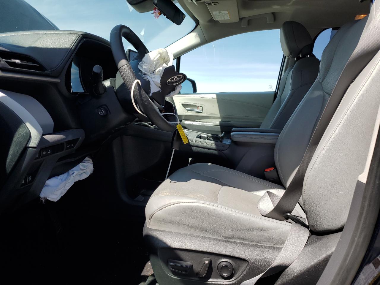 2023 TOYOTA SIENNA LIMITED VIN:5TDZRKECXPS169624