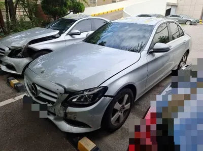 2018 Mercedes-Benz C 200 WDDWF4CB5JF650928 VIN:WDDWF4CB5JF650928