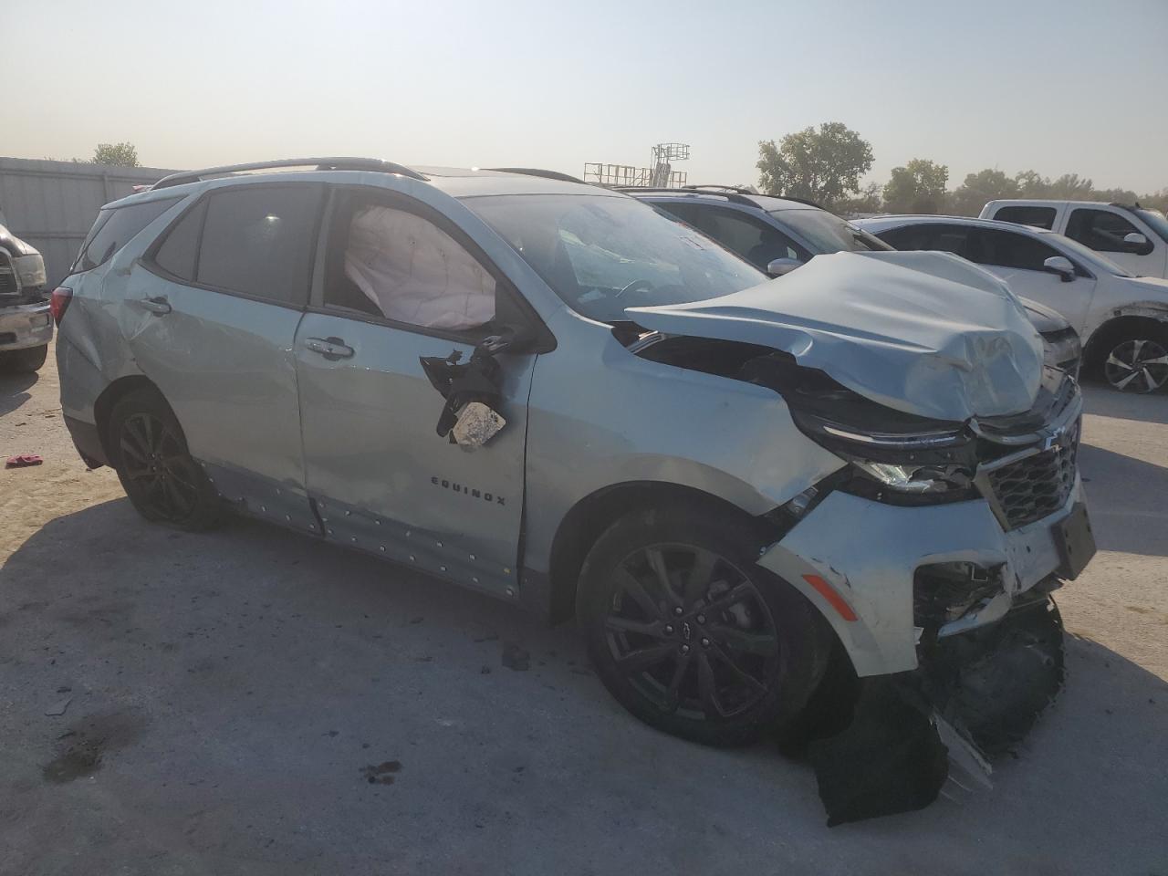 2022 CHEVROLET EQUINOX RS VIN:2GNAXWEV7N6144996