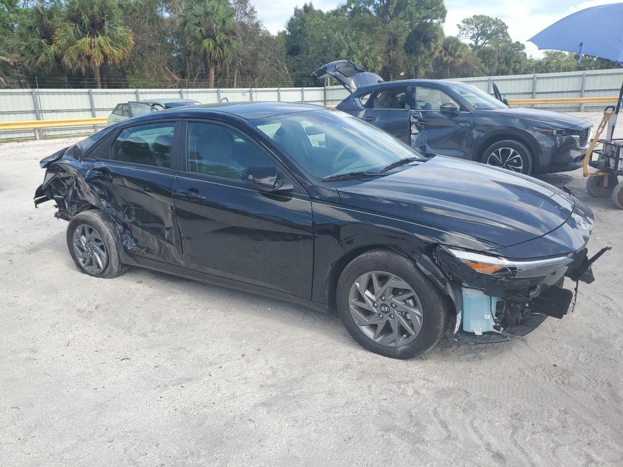 2024 HYUNDAI ELANTRA SEL VIN:KMHLM4DG3RU745911