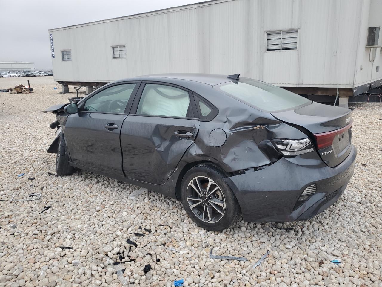 2022 KIA FORTE FE VIN:3KPF24AD9NE427138
