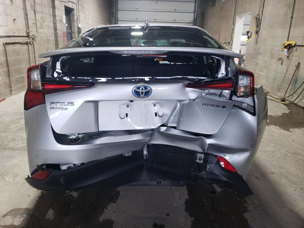 2022 TOYOTA PRIUS LE VIN:JTDL9MFUXN3039334