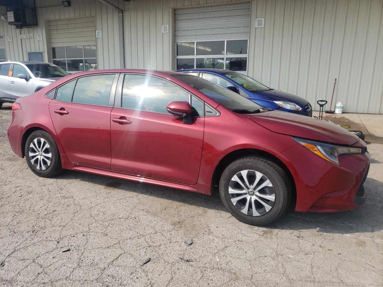 2022 TOYOTA COROLLA LE VIN:JTDEAMDE3NJ048304