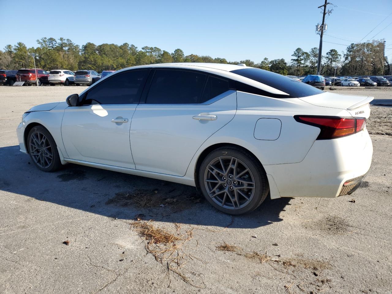 2024 NISSAN ALTIMA SR VIN:2HGFB2F86FH506743