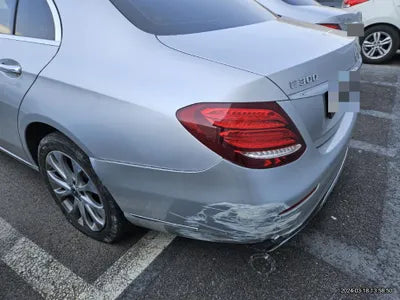 2018 Mercedes-Benz E 300 WDDZF4KB9KA528991 VIN:WDDZF4KB9KA528991