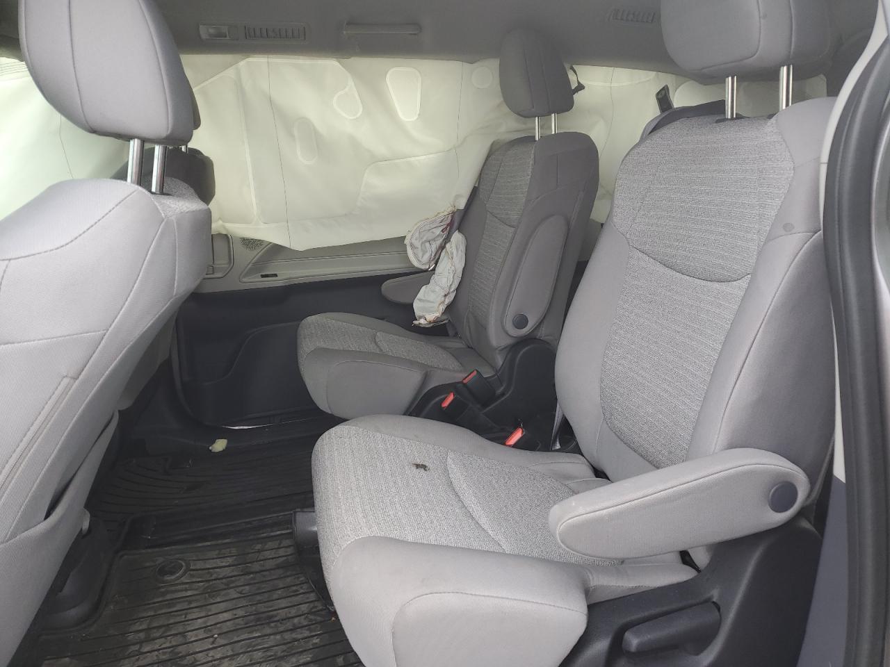 2022 TOYOTA SIENNA LE VIN:5TDKSKFCXNS057388