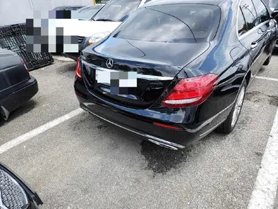 2016 Mercedes-Benz E 220 VIN: