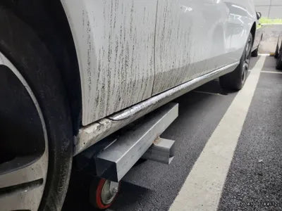 2017 Mercedes-Benz E 300 VIN: