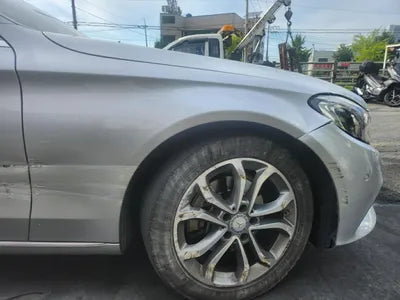 2017 Mercedes-Benz C 200 450KMWDDWF4CB5HF4 VIN:450KMWDDWF4CB5HF4