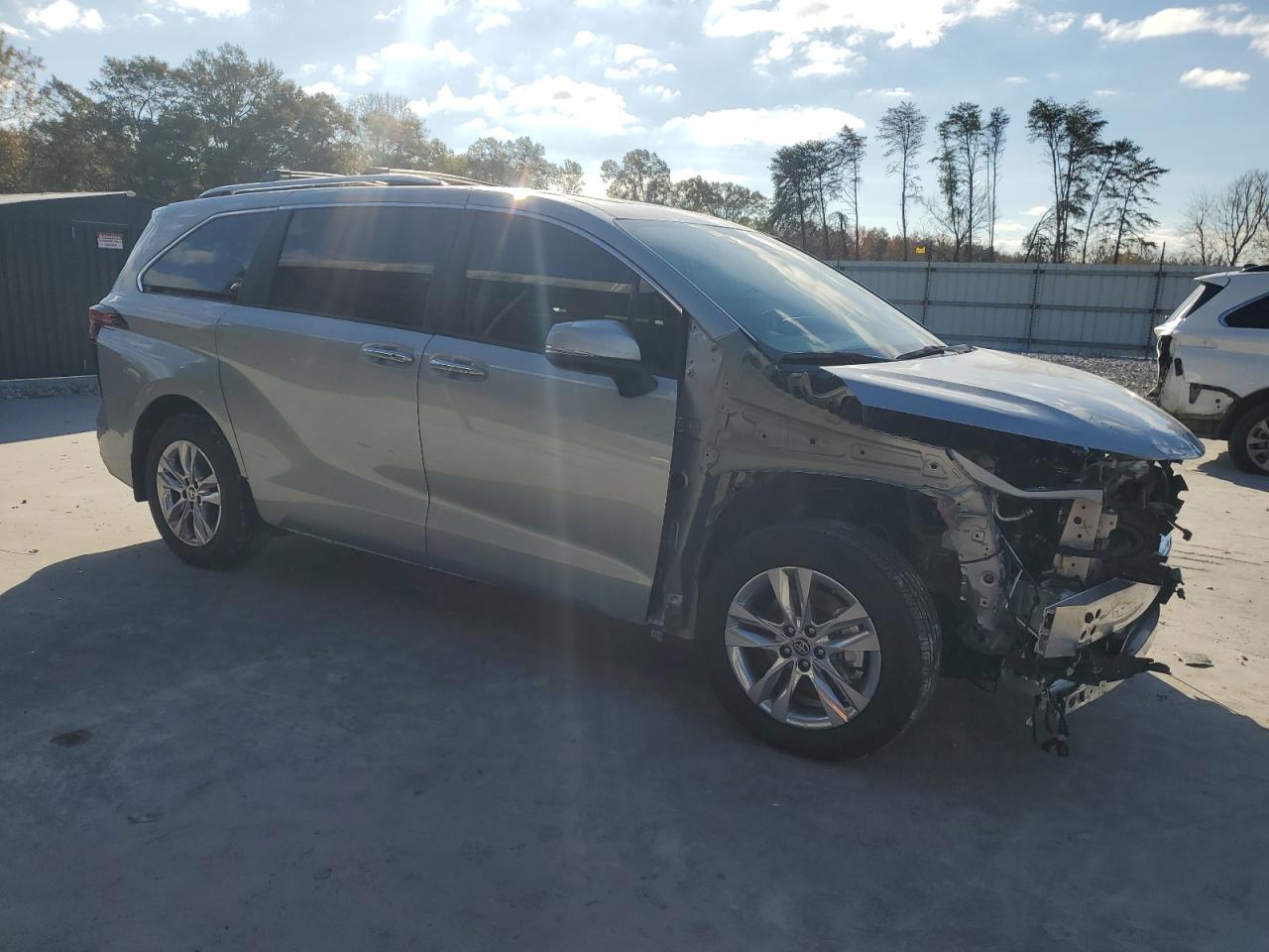 2024 TOYOTA SIENNA LIMITED VIN:5TDZRKEC9RS215091