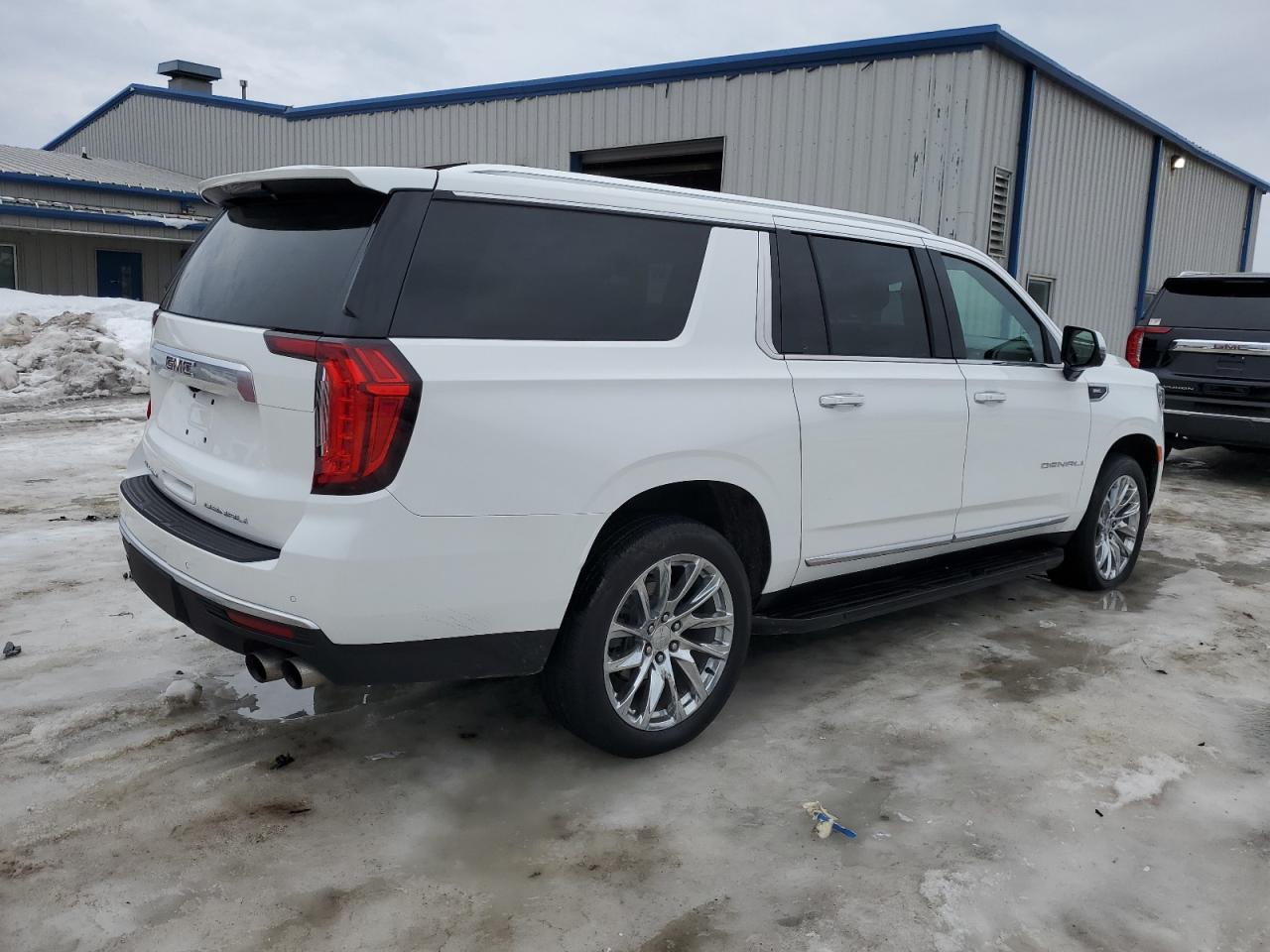 2022 GMC YUKON XL DENALI VIN:1GKS2JKL8NR208795
