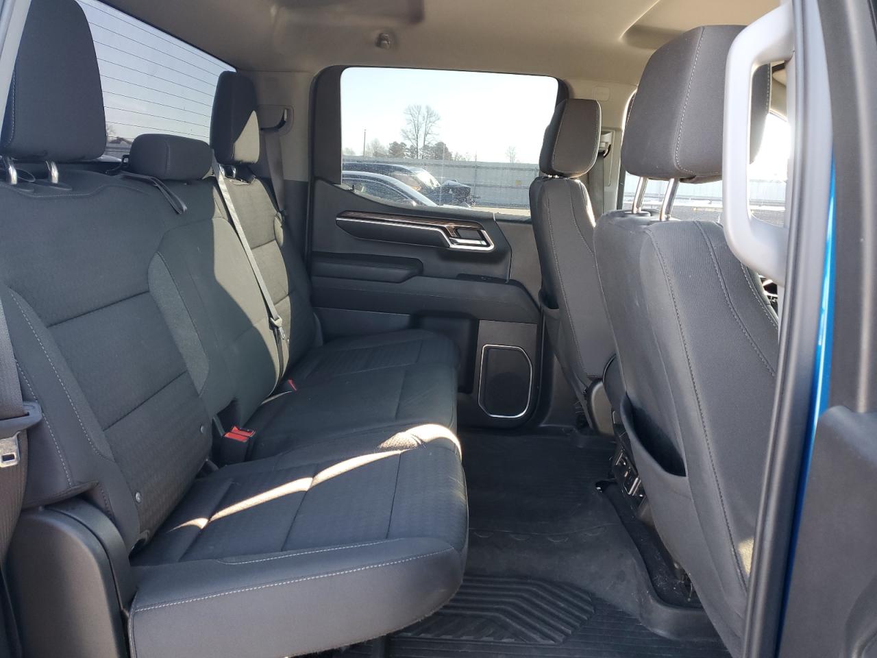 2022 CHEVROLET SILVERADO K1500 LT VIN:1GCUDDET1NZ607687