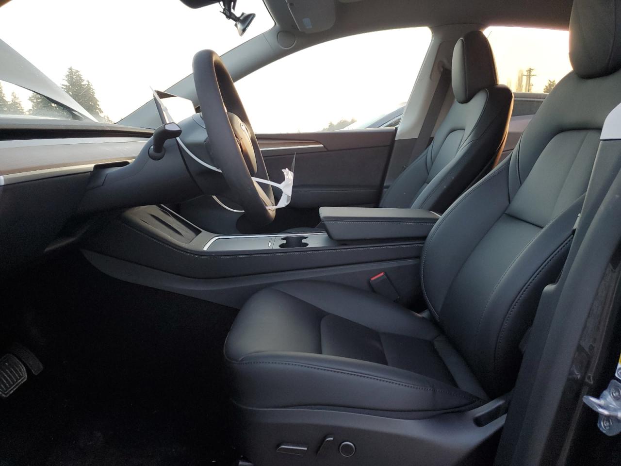 2024 TESLA MODEL Y  VIN:7SAYGAEE0RF162060