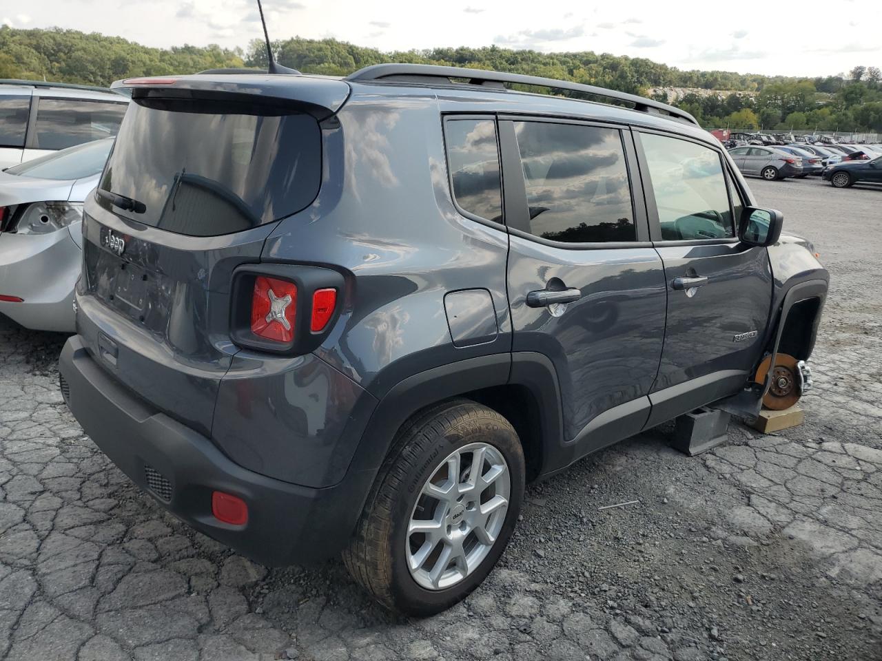 2023 JEEP RENEGADE LATITUDE VIN:ZACNJDB10PPP61600