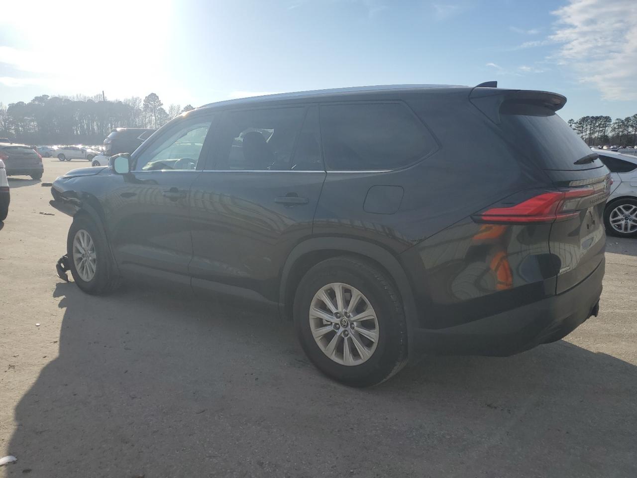 2024 TOYOTA GRAND HIGHLANDER XLE VIN:5TDAAAA55RS007392