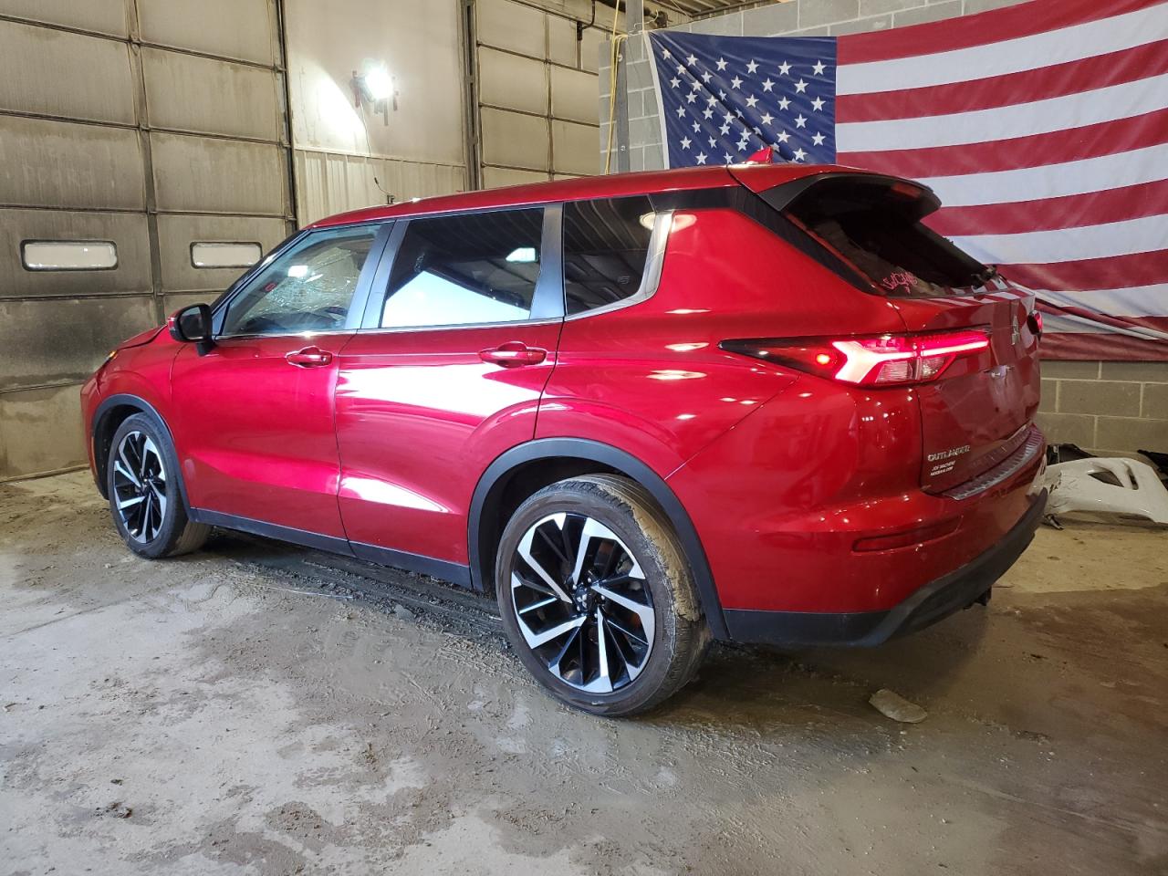 2022 MITSUBISHI OUTLANDER ES VIN:JA4J4TA80NZ048013