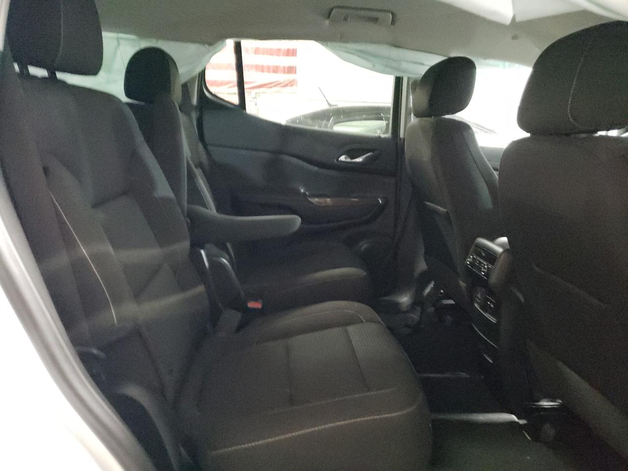 2022 GMC ACADIA SLE VIN:1GKKNKL49NZ175522