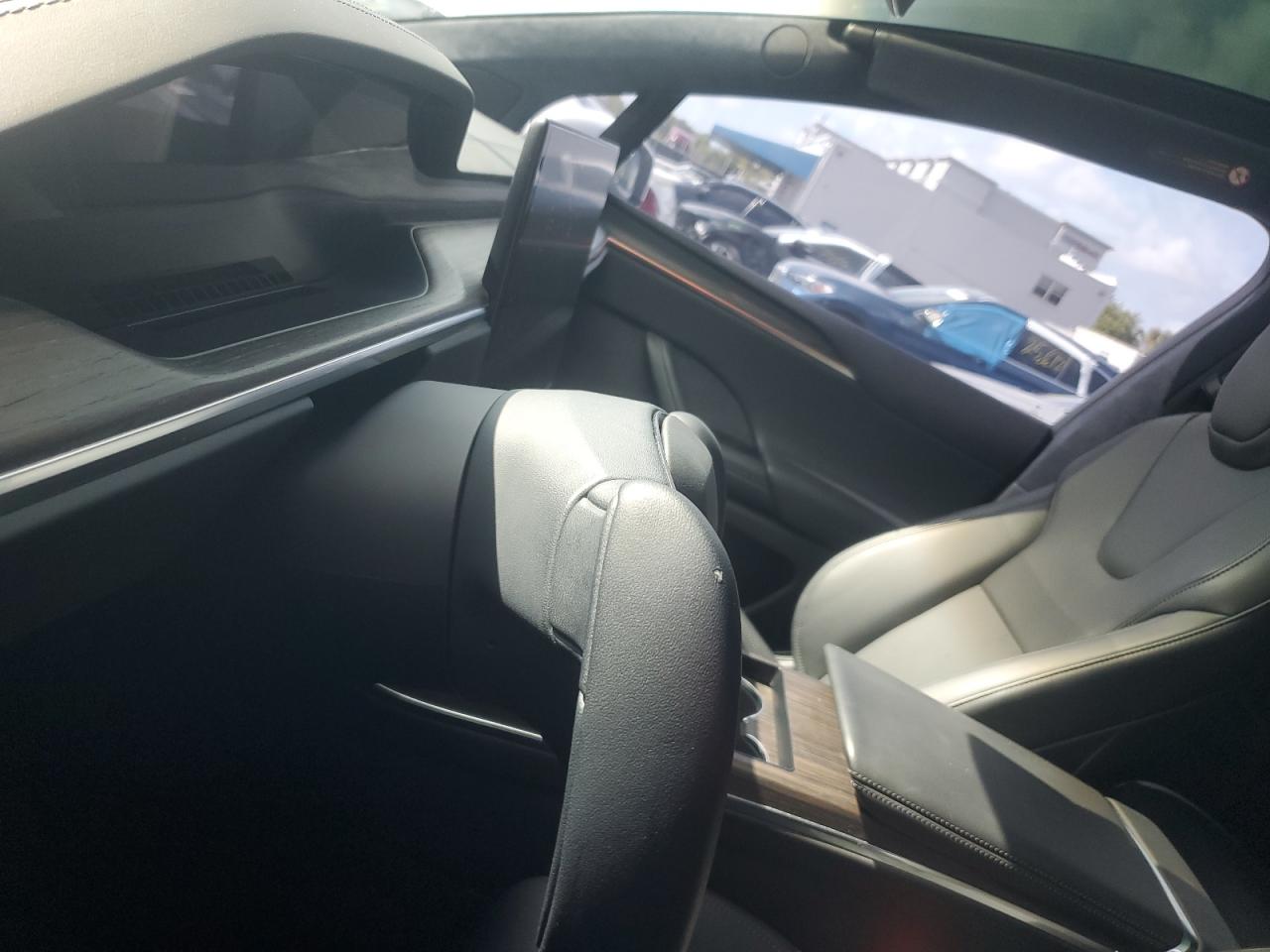 2022 TESLA MODEL X  VIN:7SAXCBE58NF328817