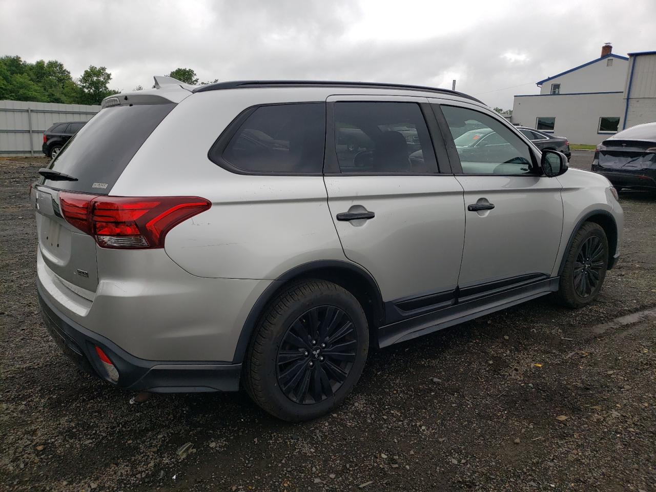 2024 MITSUBISHI OUTLANDER SE VIN:JA4AZ3A33LZ008575