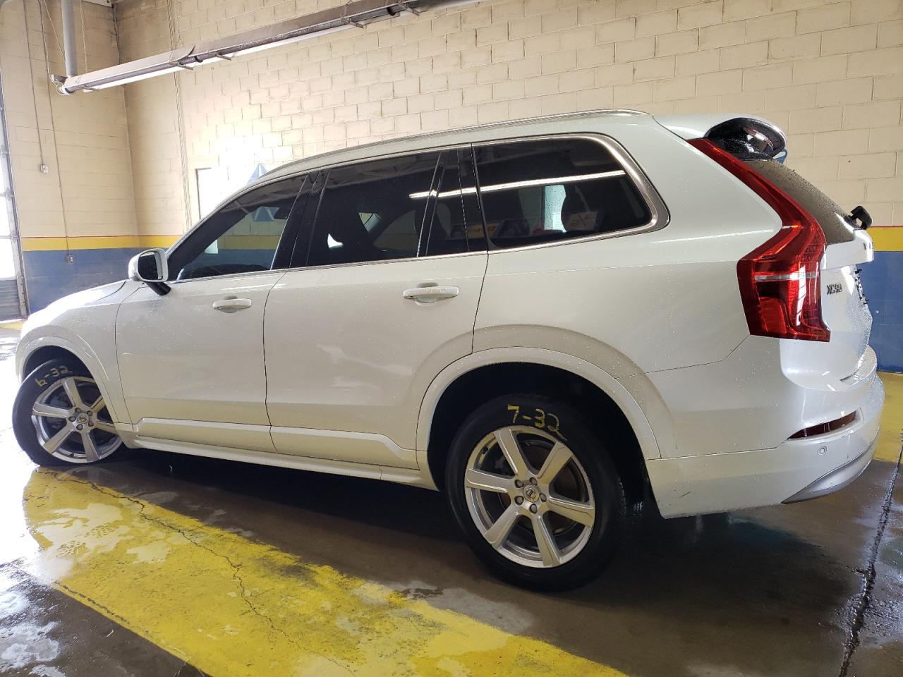 2022 VOLVO XC90 T5 MOMENTUM VIN:YV4102PK0N1829883