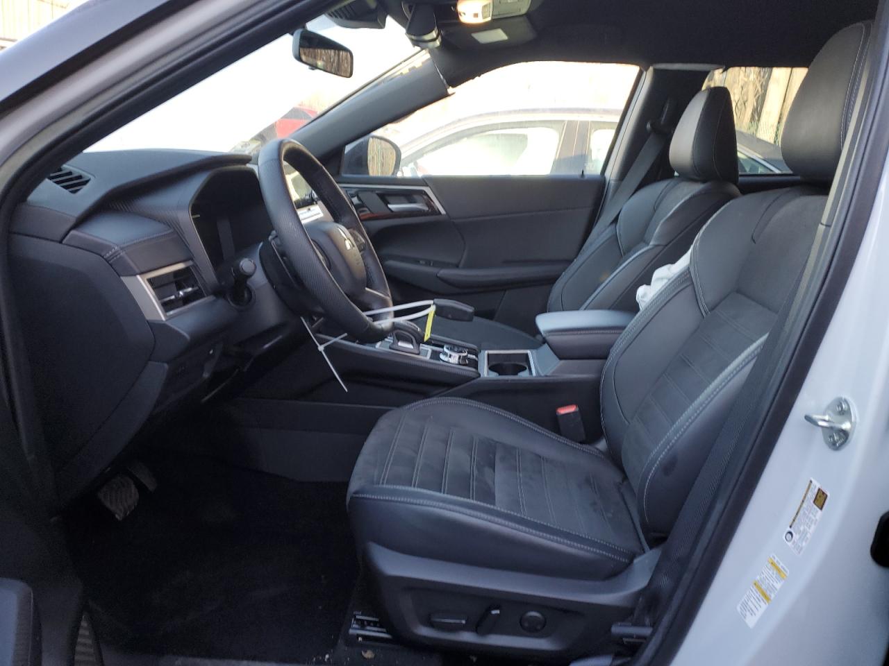 2023 MITSUBISHI OUTLANDER SE VIN:JA4J4UA86PZ053130