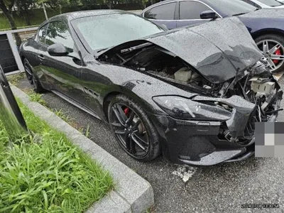 2016 Maserati GranTurismo VIN:
