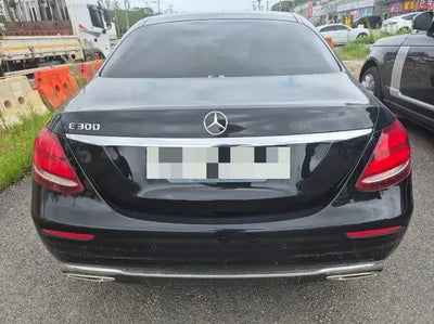 2020 Mercedes-Benz E 300 VIN: