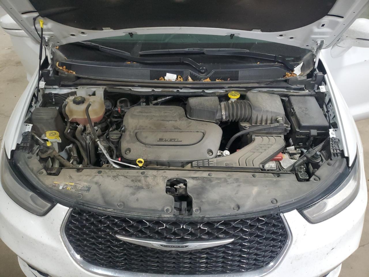 2022 CHRYSLER PACIFICA TOURING L VIN:2C4RC1BG1NR176681