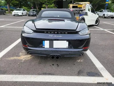 2022 Porsche Boxster VIN: