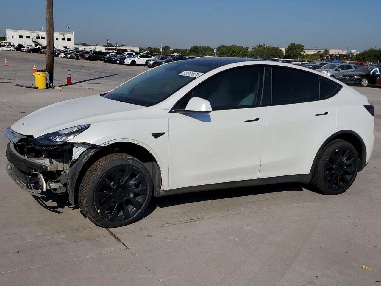 2022 TESLA MODEL Y  VIN:7SAYGDEE4NF514097