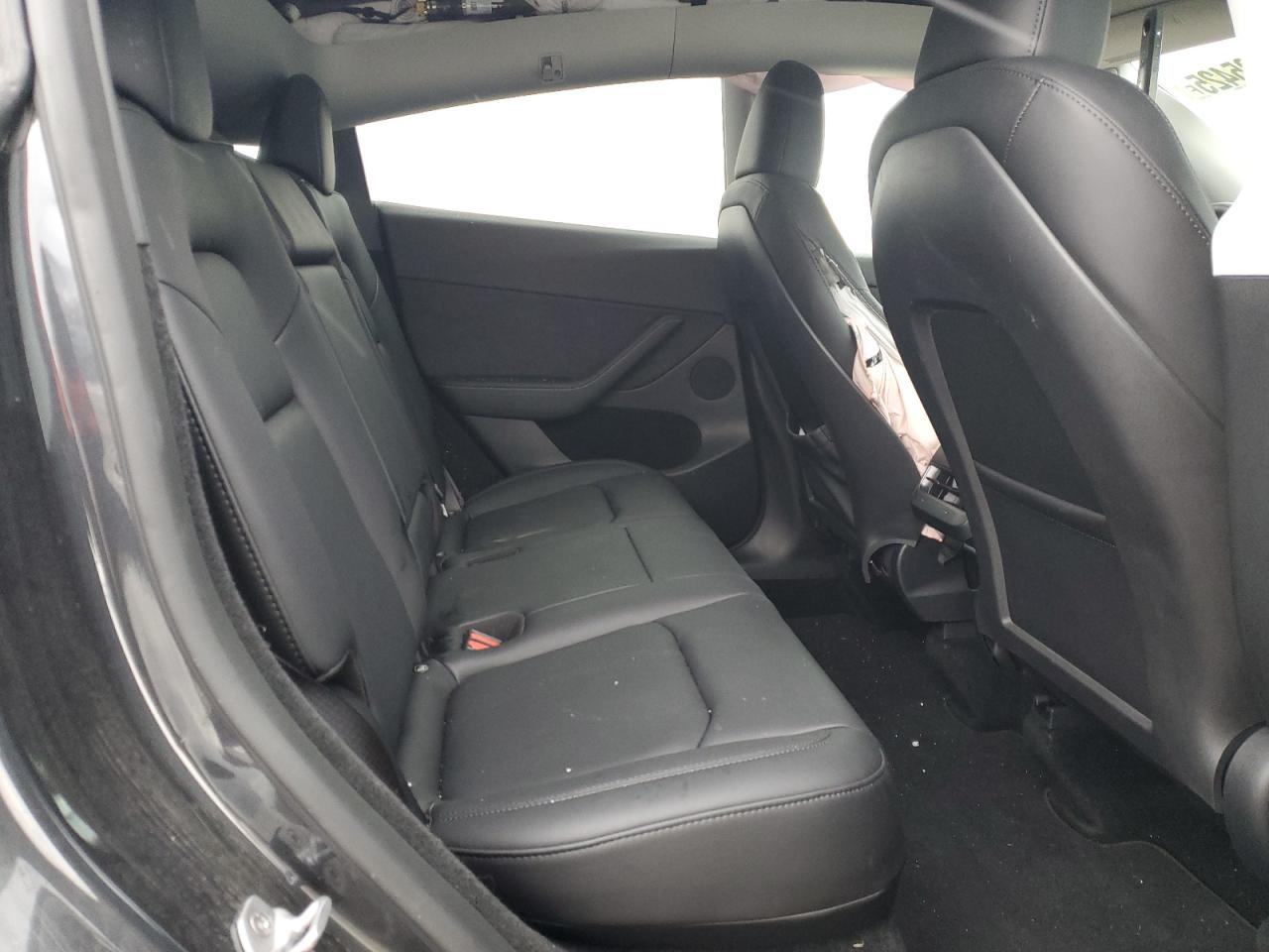 2024 TESLA MODEL Y  VIN:7SAYGDEEXRF988853