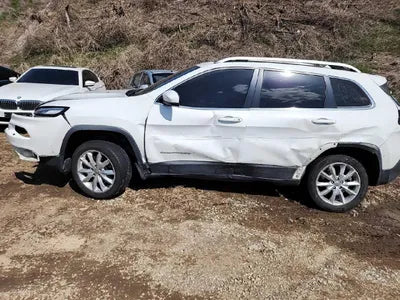 2017 Jeep Cherokee VIN: