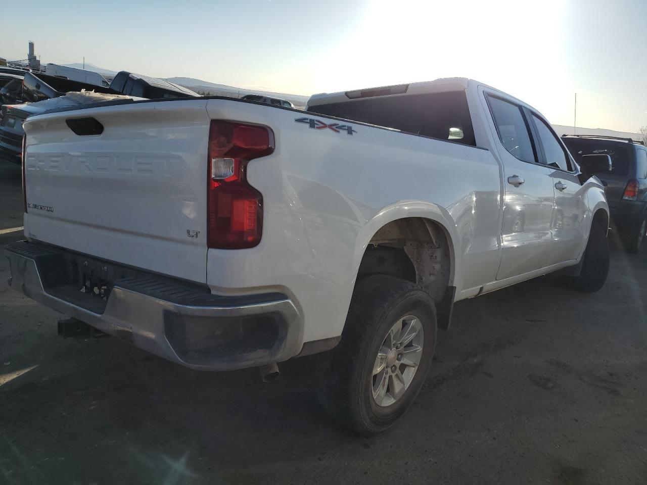 2022 CHEVROLET SILVERADO LTD K1500 LT VIN:3GCUYDED5NG172430