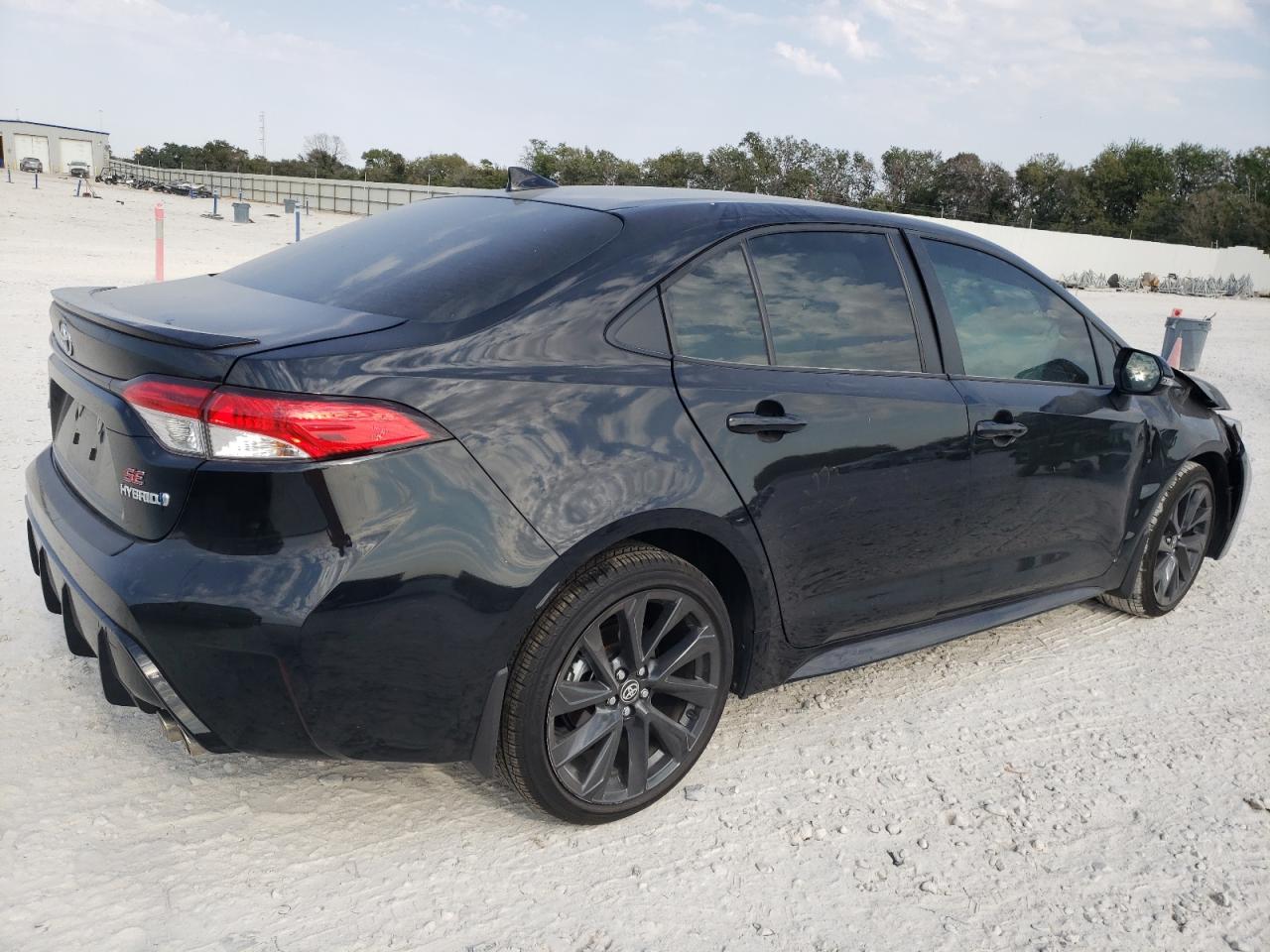 2024 TOYOTA COROLLA LE VIN:JTDBCMFE6R3054277