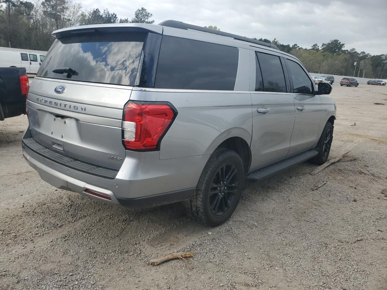 2024 FORD EXPEDITION MAX XLT VIN:1FMJK1H82REA04559