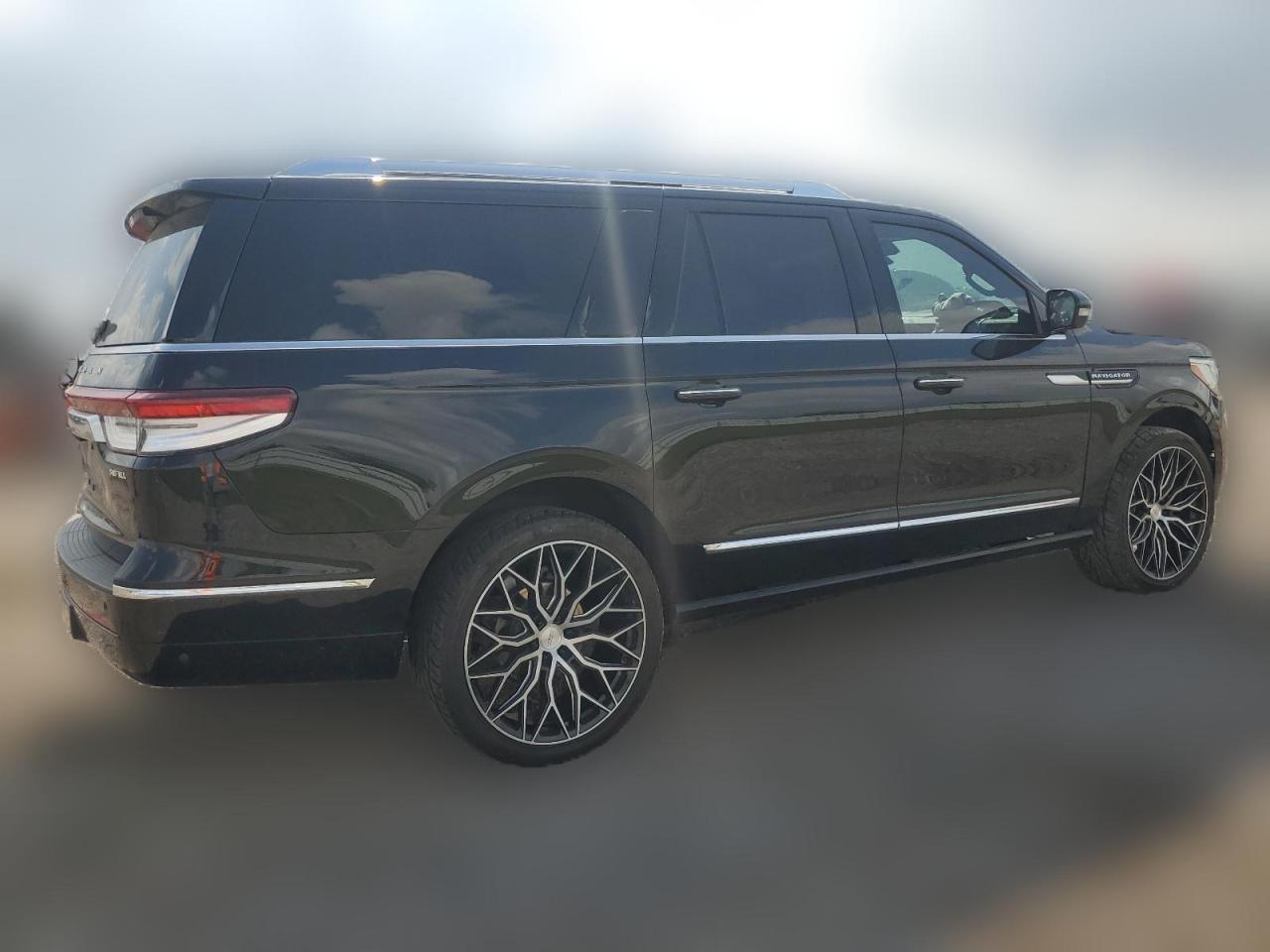 2022 LINCOLN NAVIGATOR L RESERVE VIN:5LMJJ3KT9NEL17885