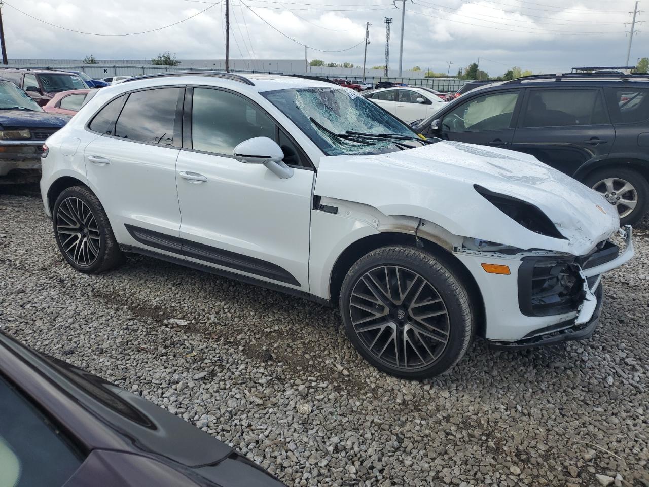 2022 PORSCHE MACAN  VIN:WP1AA2A57NLB09633