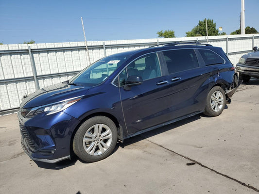 2022 TOYOTA SIENNA XSE VIN:5TDDSKFC7NS068860