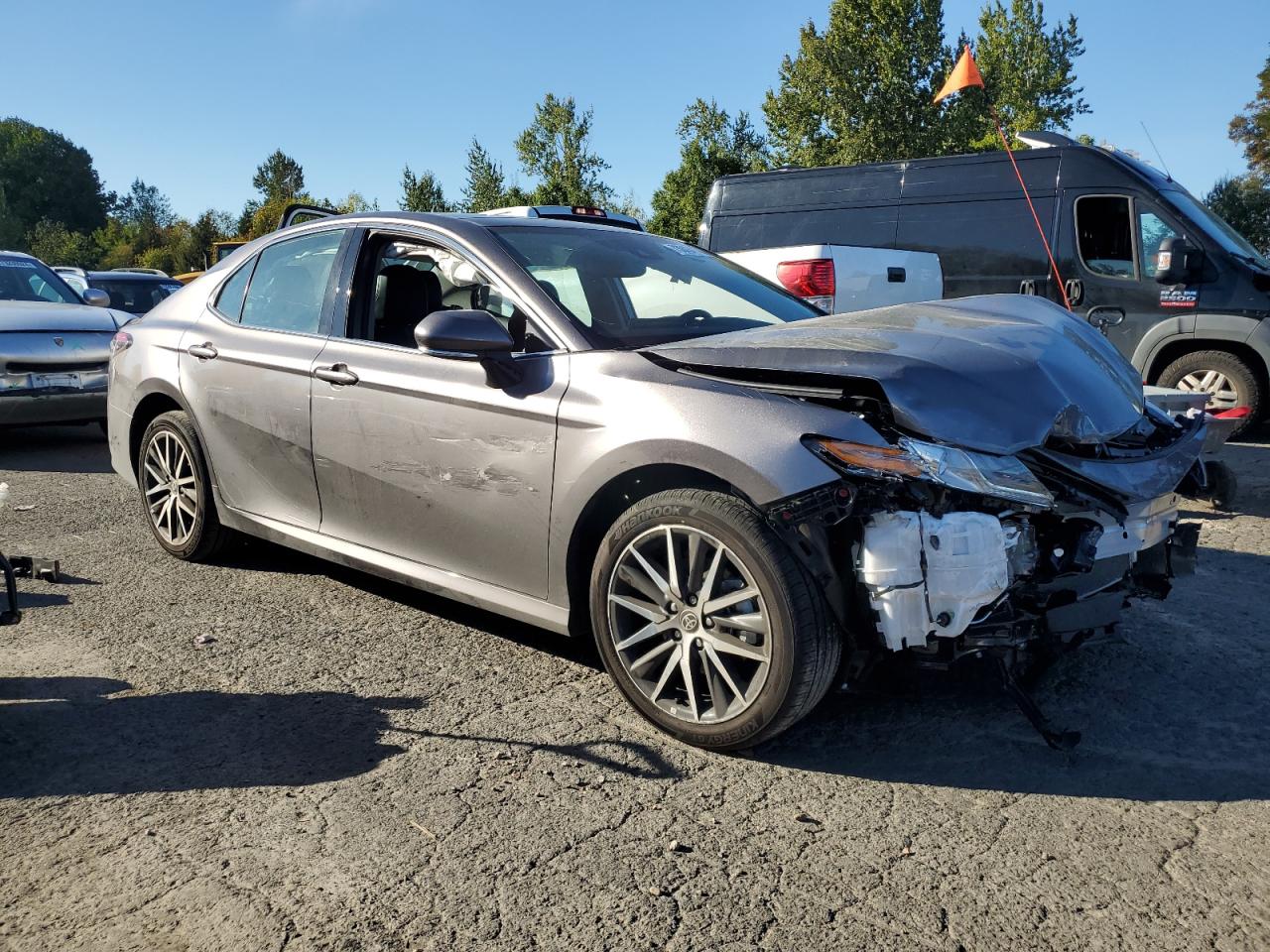 2024 TOYOTA CAMRY XLE VIN:4T1F11BK5RU122317