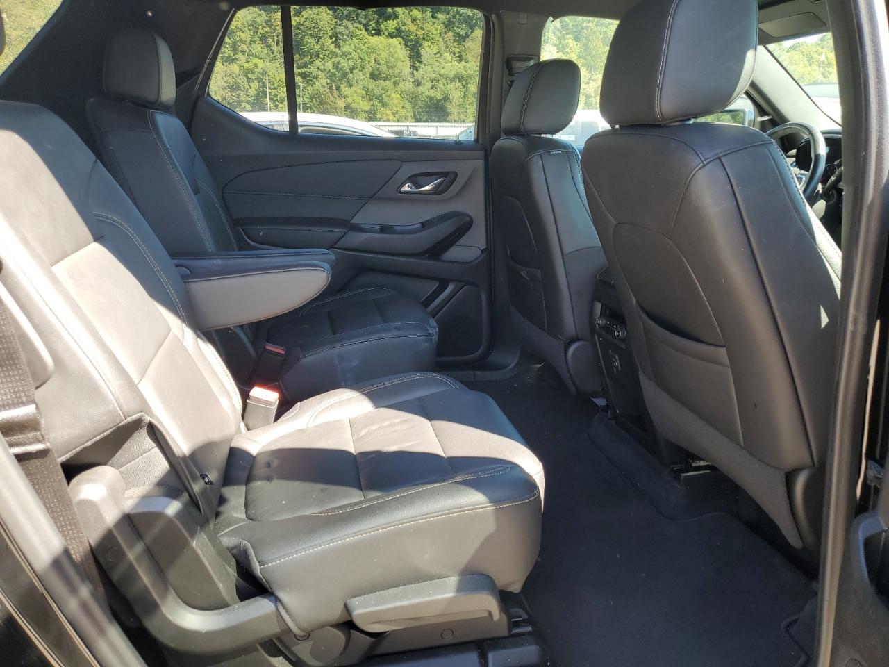 2022 CHEVROLET TRAVERSE LT VIN:1GNEVHKW7NJ111323