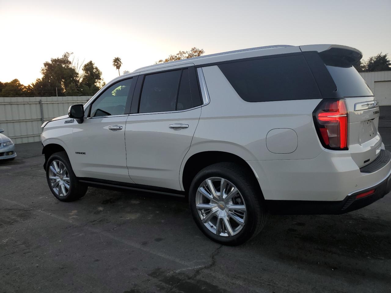 2024 CHEVROLET TAHOE K1500 HIGH COUNTRY VIN:1GNSKTKT9RR371282