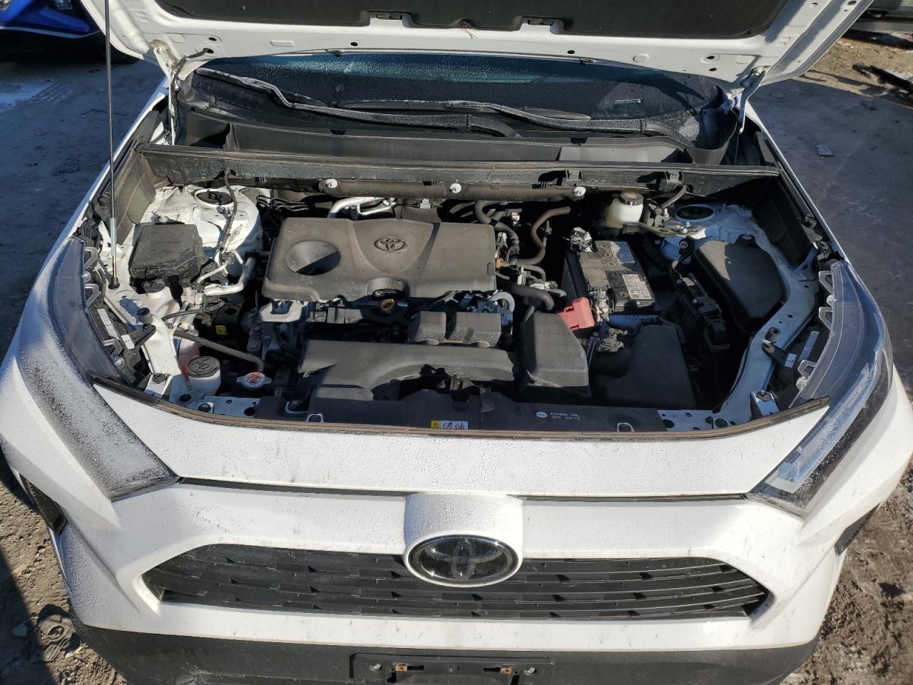 2022 TOYOTA RAV4 XLE VIN:2T3P1RFV8NC268883