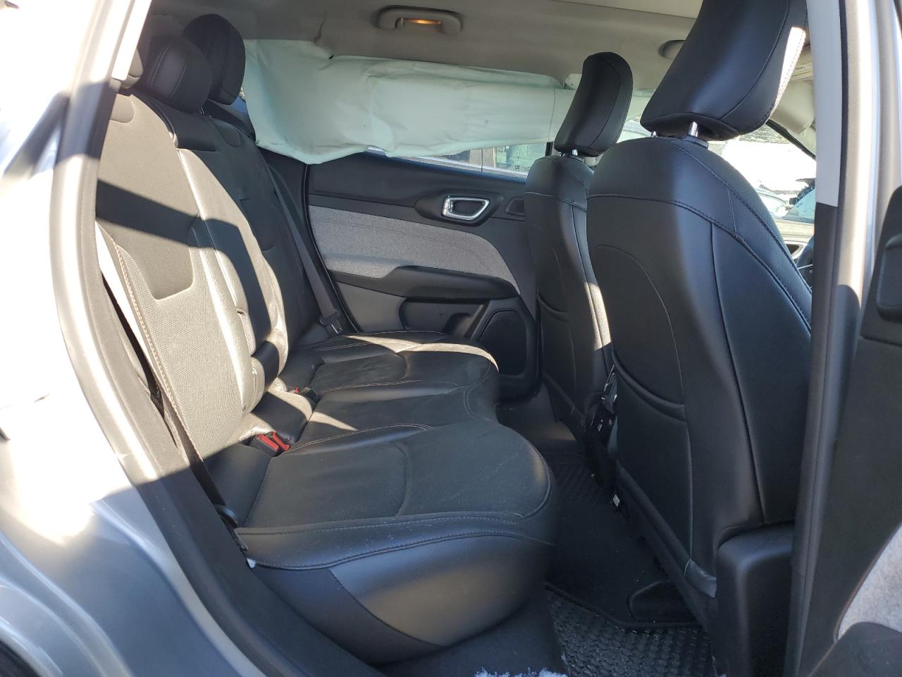 2022 JEEP COMPASS LATITUDE LUX VIN:3C4NJDFBXNT212188