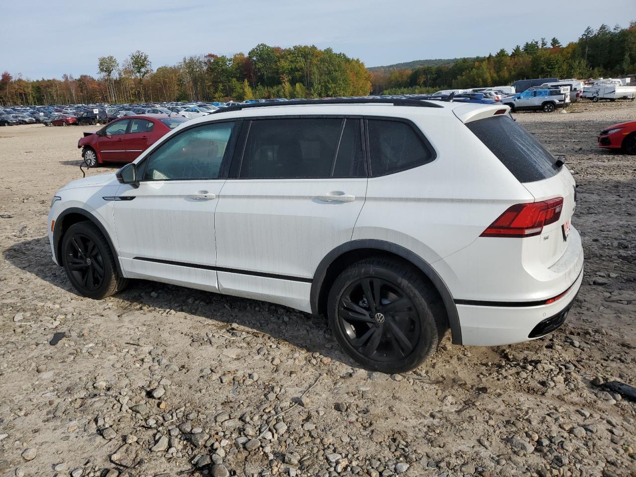 2024 VOLKSWAGEN TIGUAN SE R-LINE BLACK VIN:3VV8B7AX2RM141522