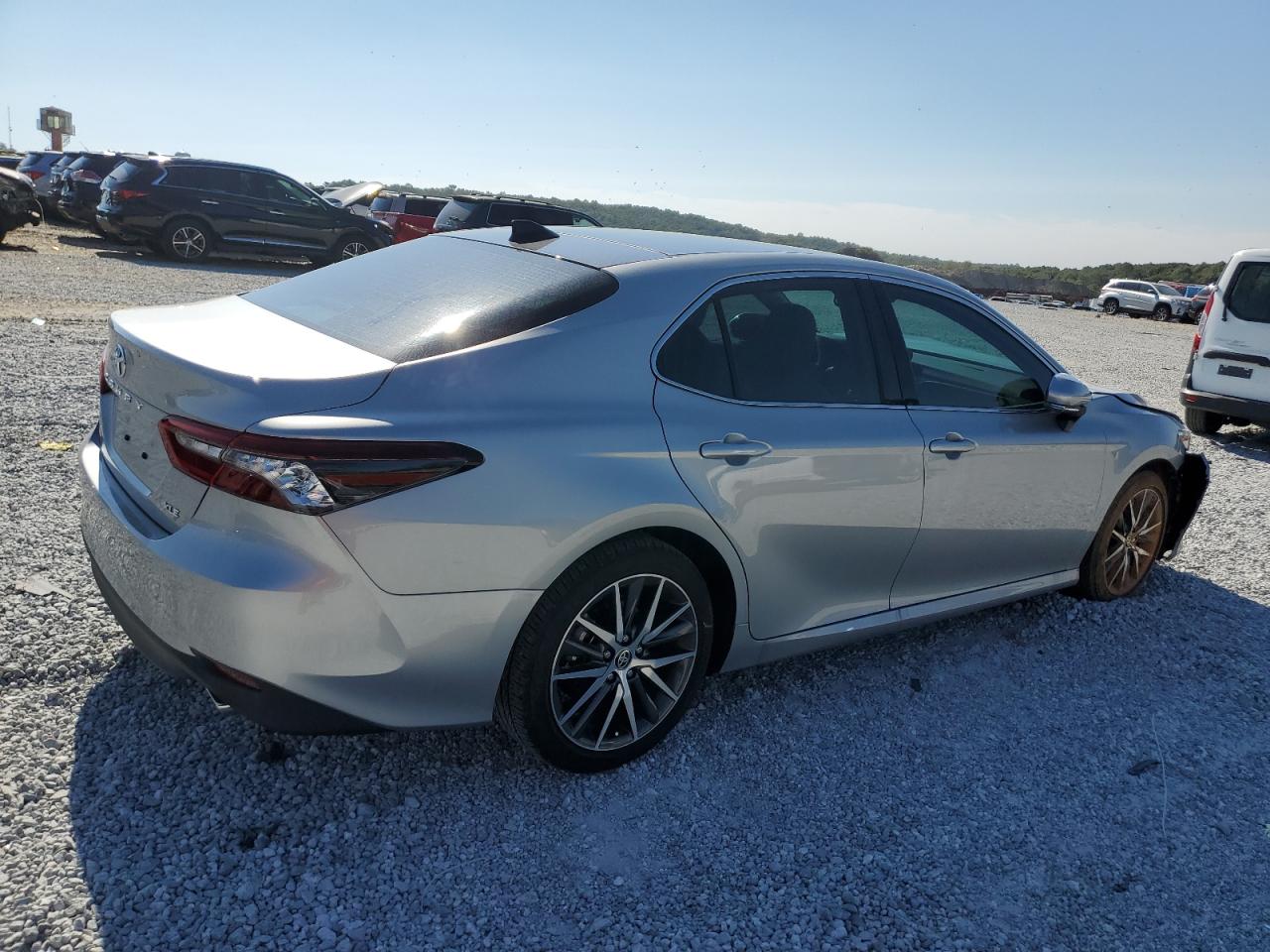 2024 TOYOTA CAMRY XLE VIN:4T1FZ1AK2RU092087