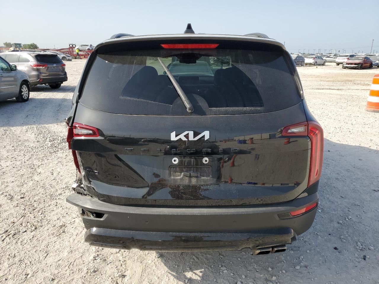 2022 KIA TELLURIDE EX VIN:5XYP3DHC1NG261988
